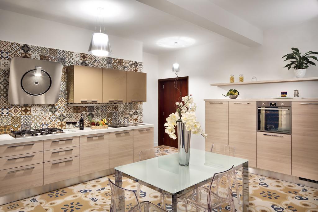 Caruso 2 By Villasandco Rentalsorrento Exteriör bild